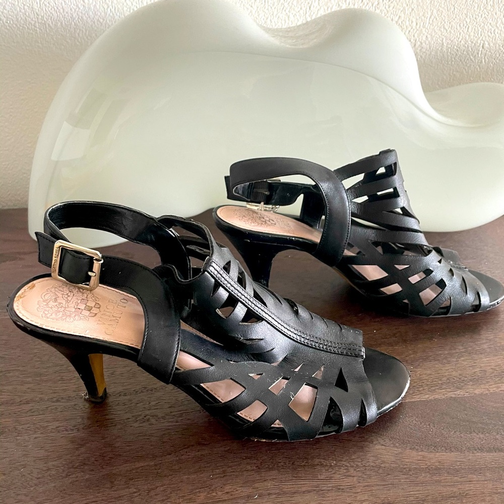 Vince camuto heels size 9